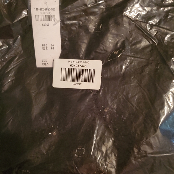 Abercrombie - Picture 2 of 8